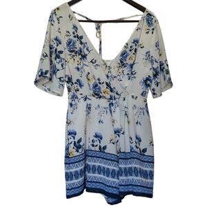 Trixxi White & Blue Floral Short Sleeve Romper M